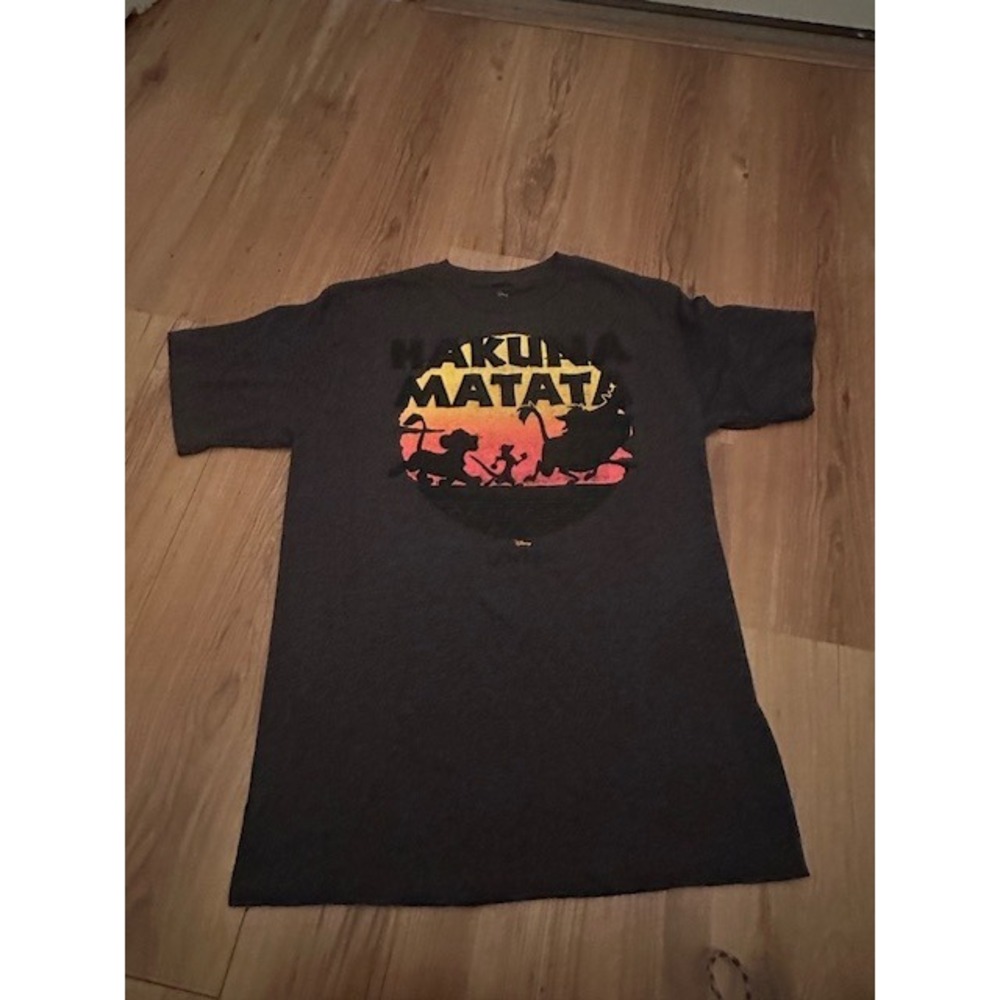 Disney Lion‎ King Hakuna Matata Graphic T-Shirt Medium